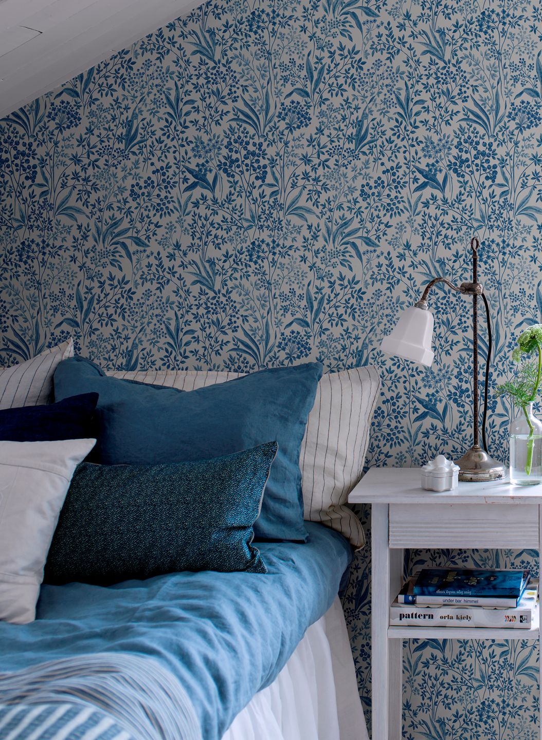 Pilar Shades Of Blue