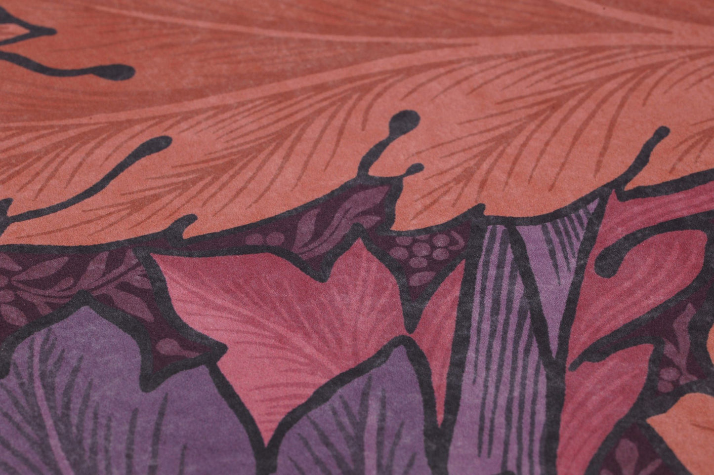  Acanthus Beige Red