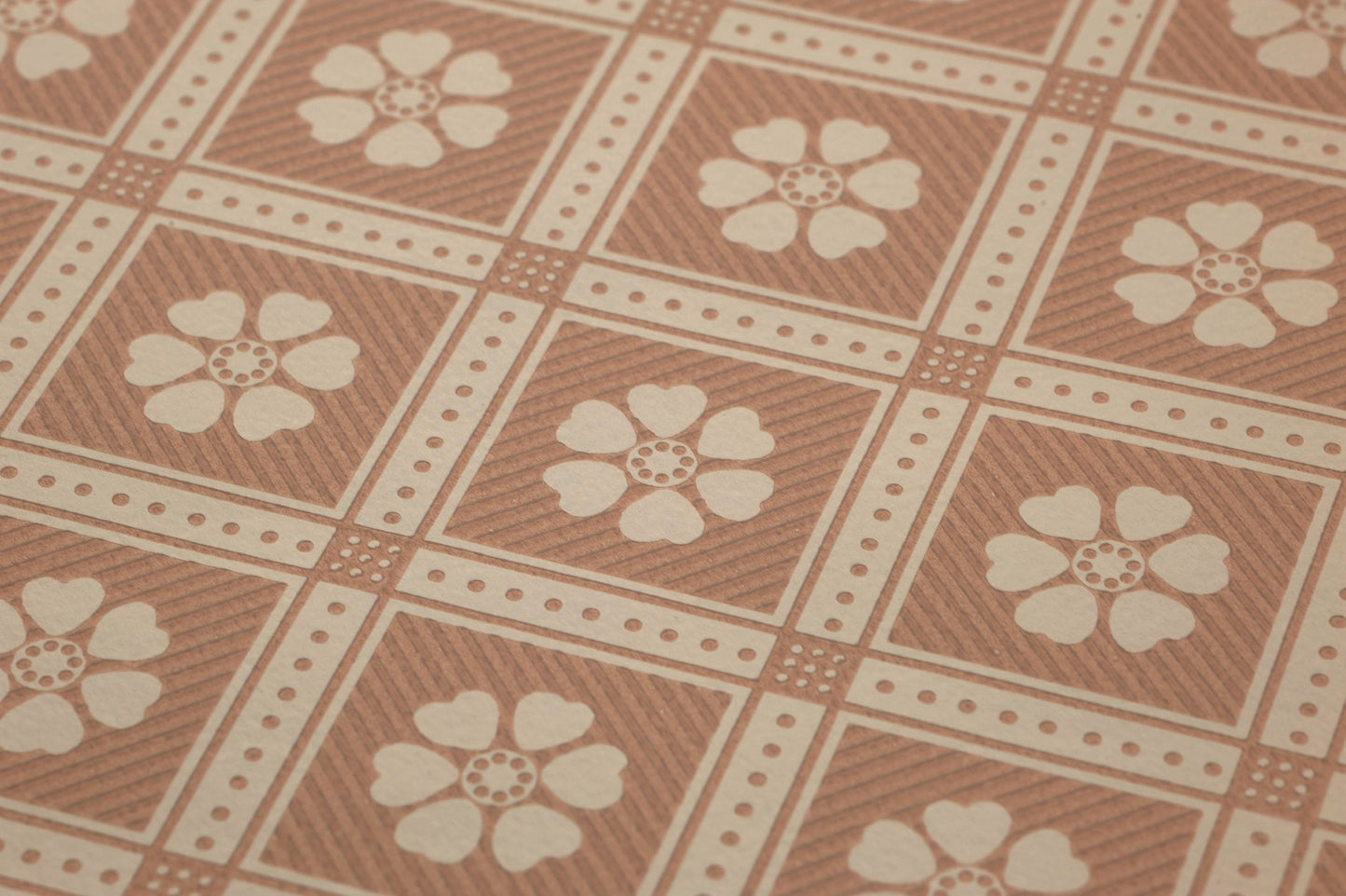  Juhani Greyish Beige-red