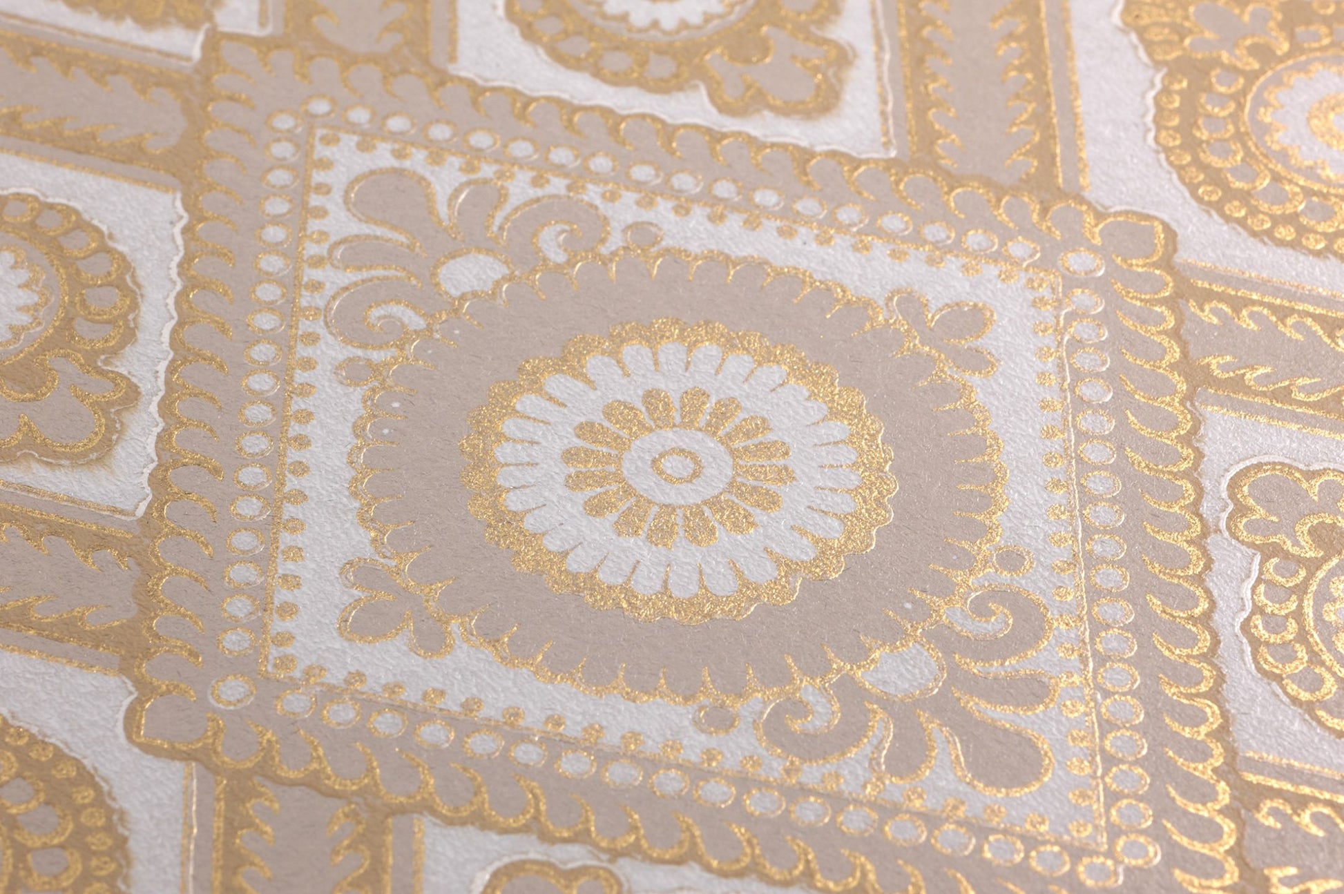  William Light Beige Grey