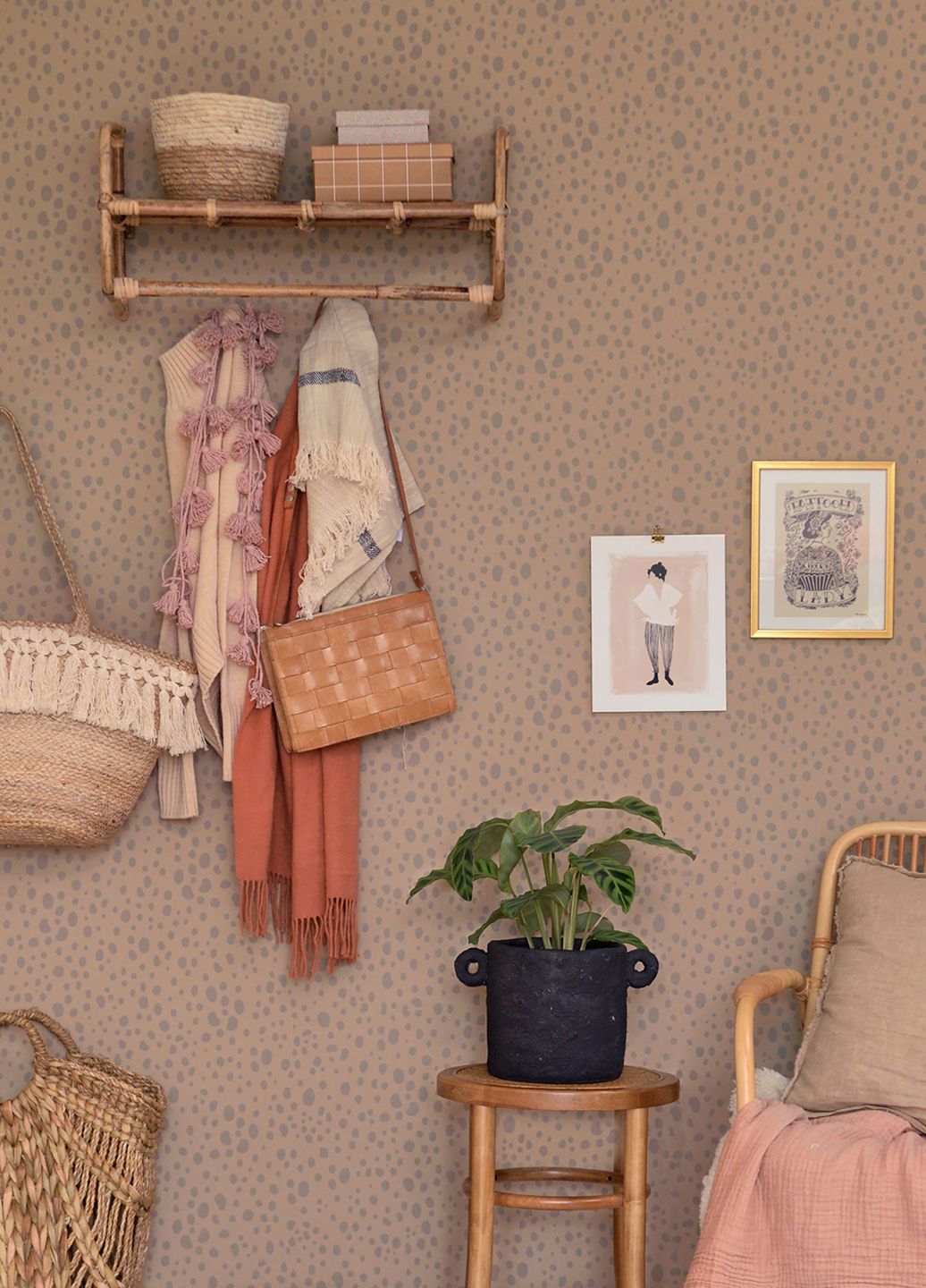  Animal Dots Light Brown Beige