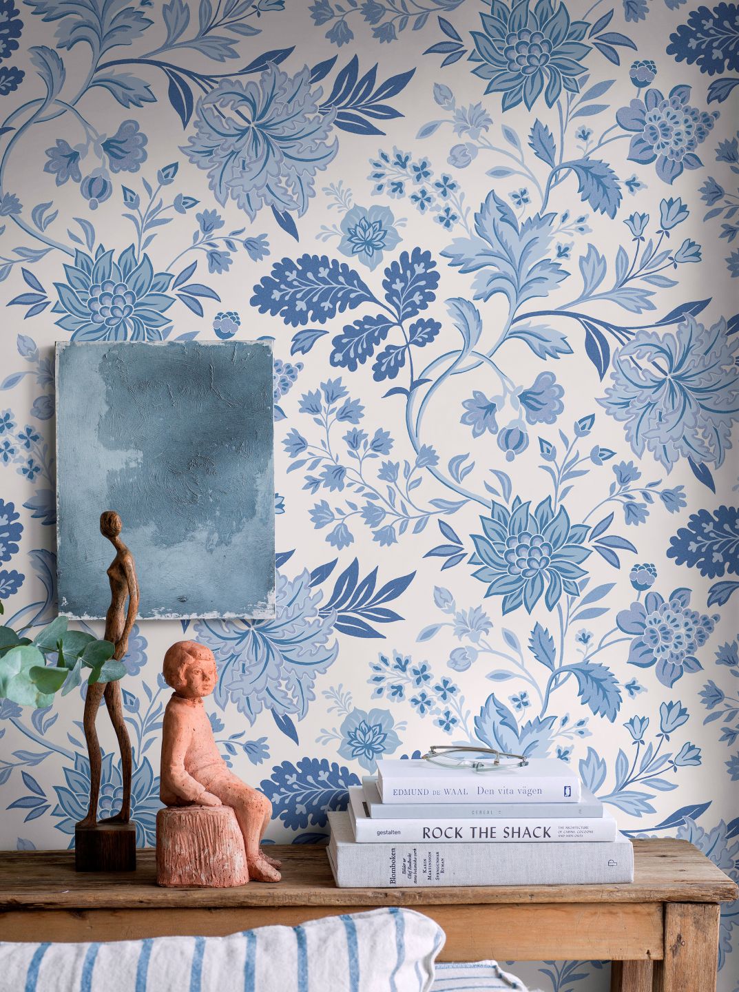  Ebba Shades Of Blue