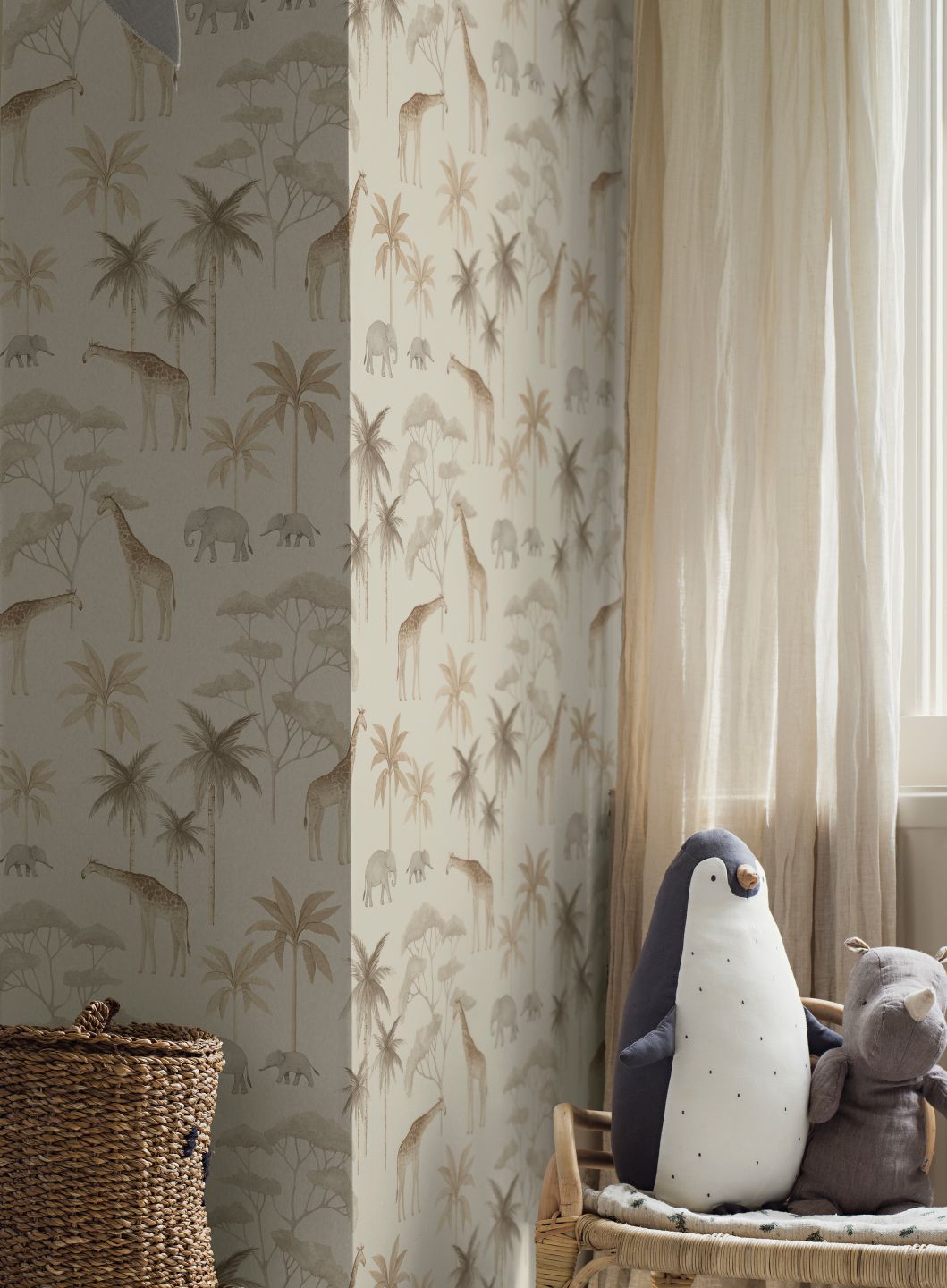  Franjo Cream White