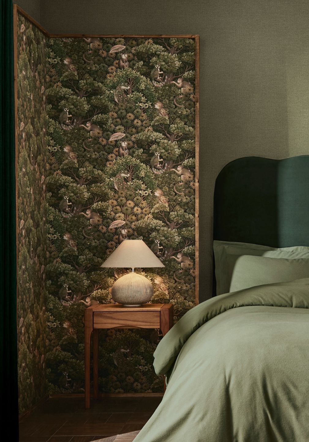  Jungle Reverie Shades Of Green