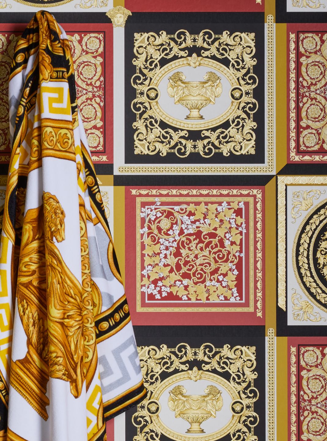 Versace Minerva Red