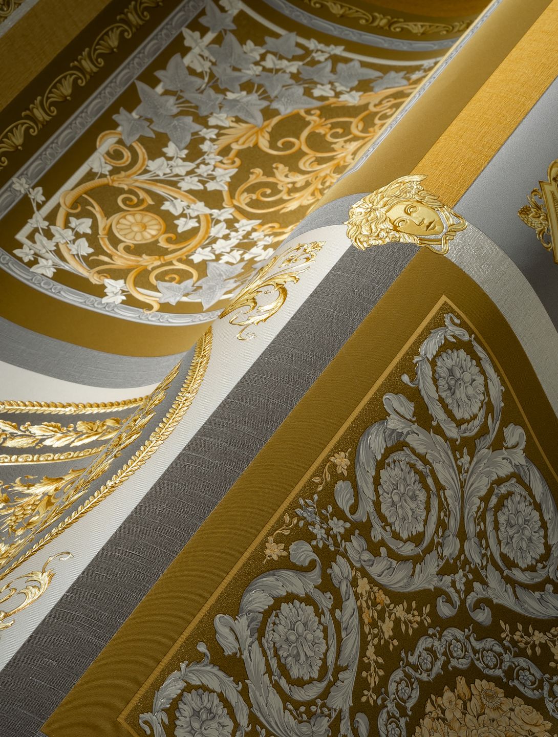 Versace Minerva Gold