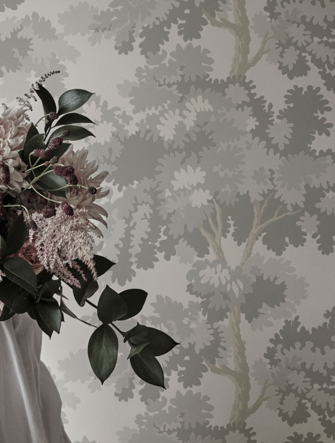 Sandberg Raphael Trees Grey