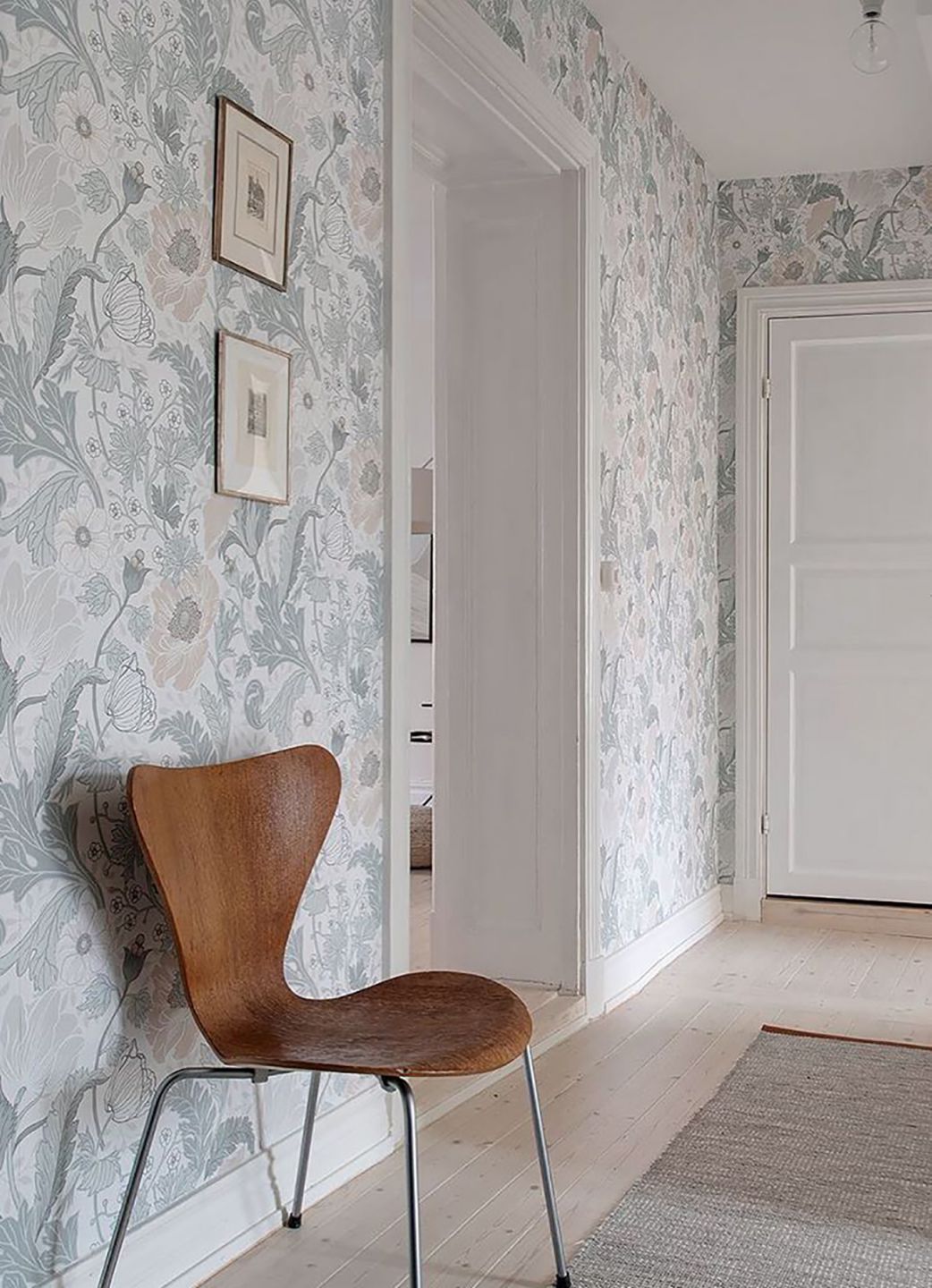 Soria Grey White