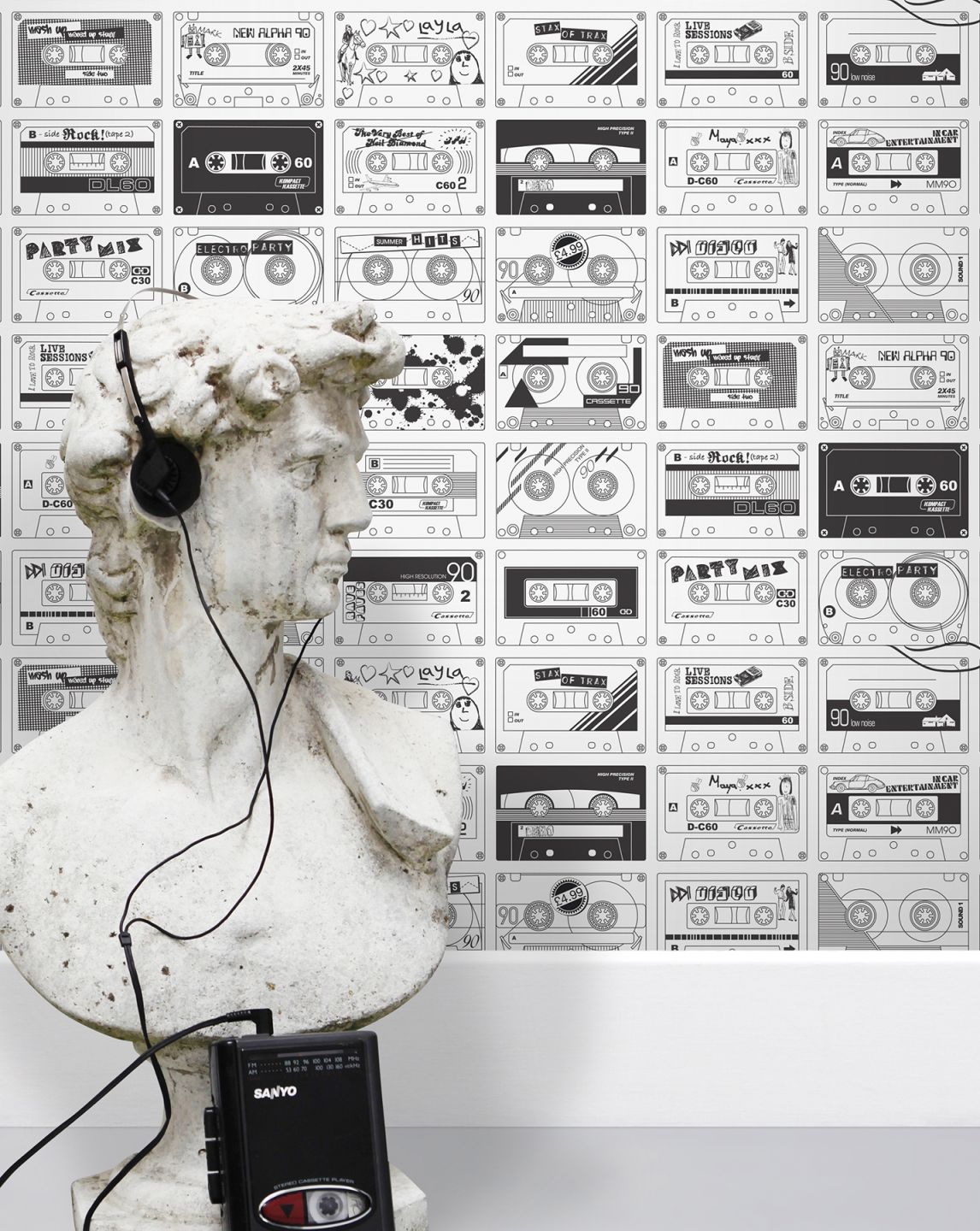  Stereo Nostalgia White