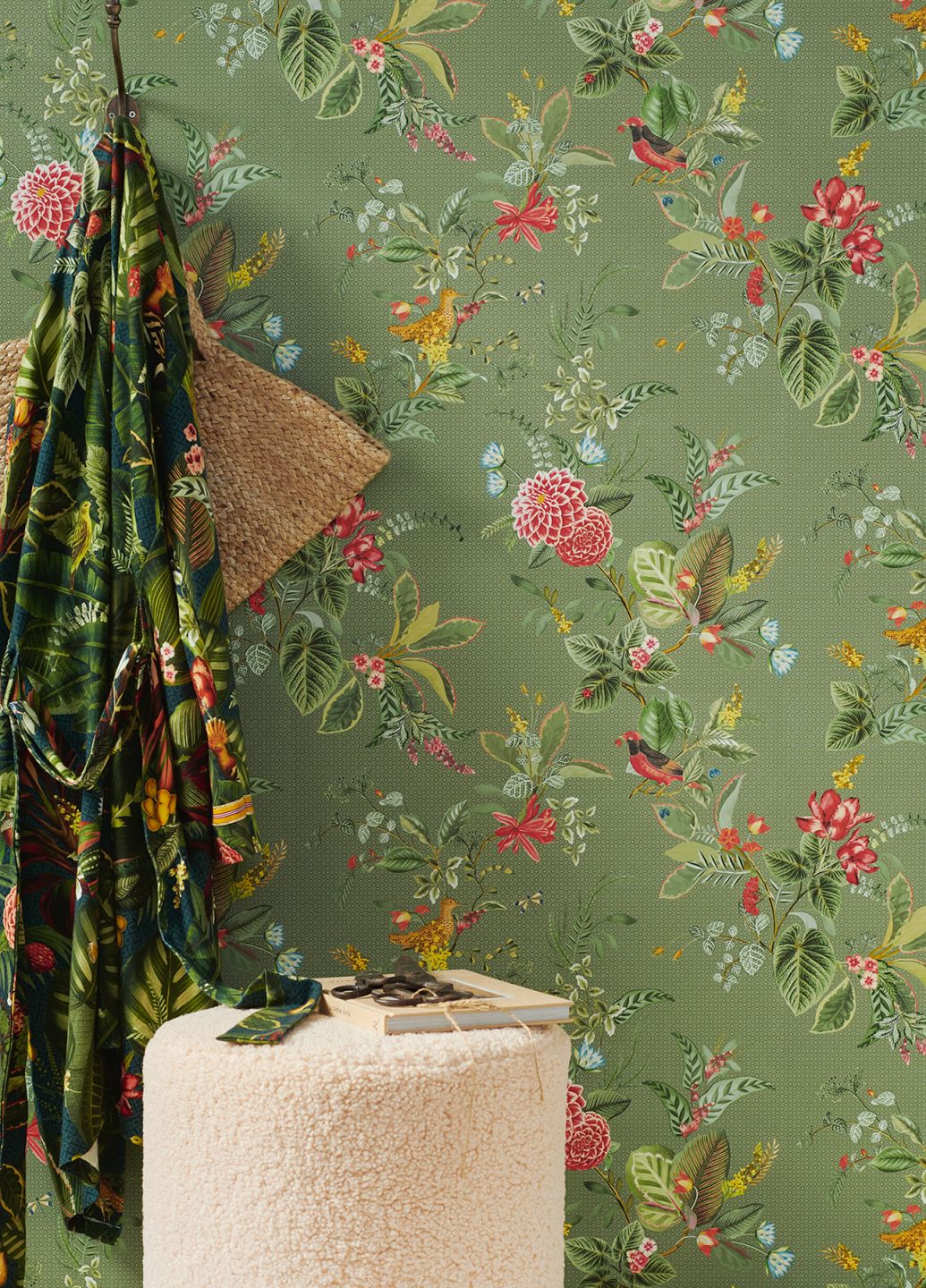  Sylvania Pale Green