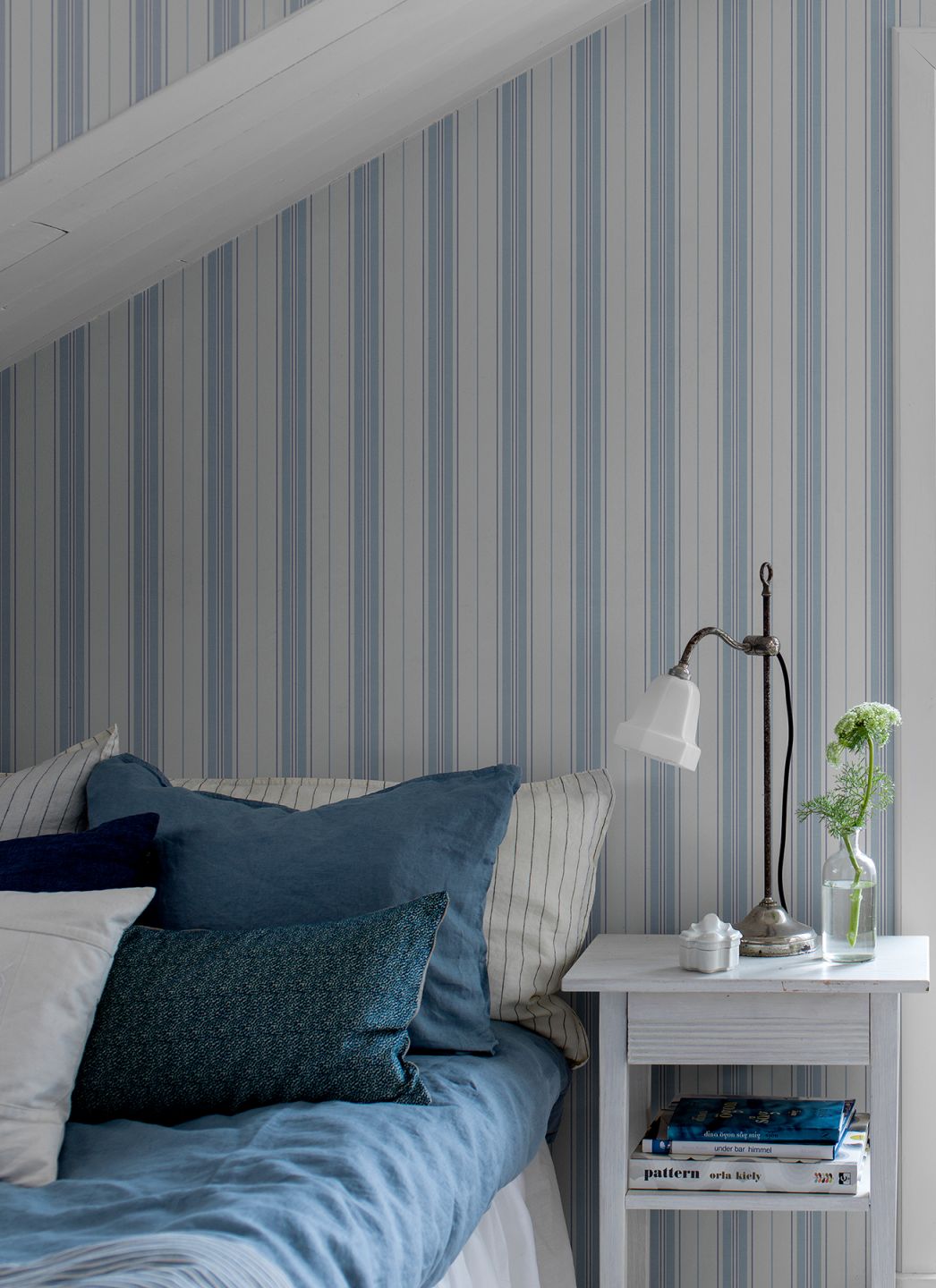  Valerian Light Grey Blue
